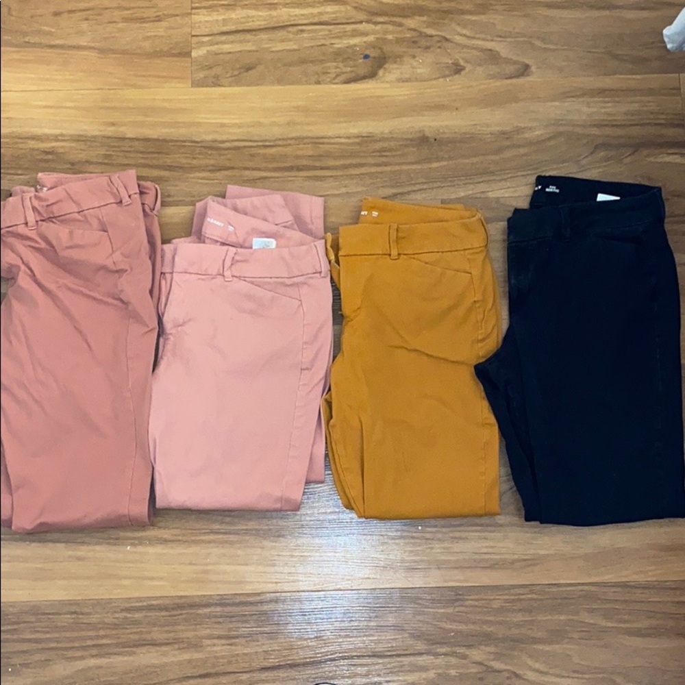 Bundle of Old Navy Pixie Pants, Size 8